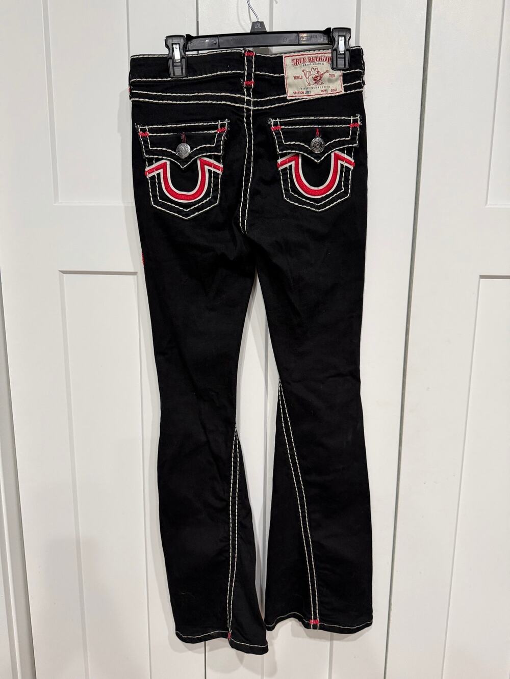 True Religion Women’s Joey Mid Rise Super T Flare Jean Size 27 Black Red